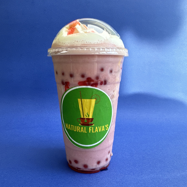https://naturalflavas.ca/wp-content/uploads/2024/06/Strawberry-banana-with-cream-strawberry-drizzle.jpg